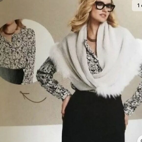 CAbi Shattered Button Blouse Style 3094 Gray Black Tan XSWomens Flowy - Picture 2 of 8